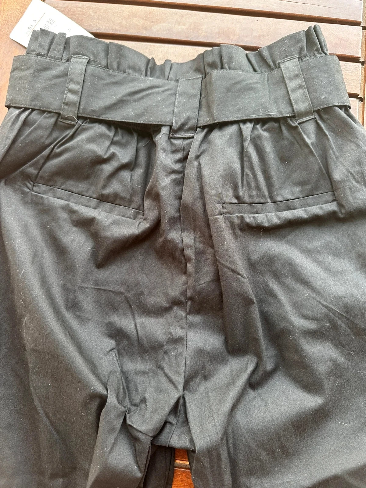 Calça paperbag com cinto da marca Pull & Bear – photo 8
